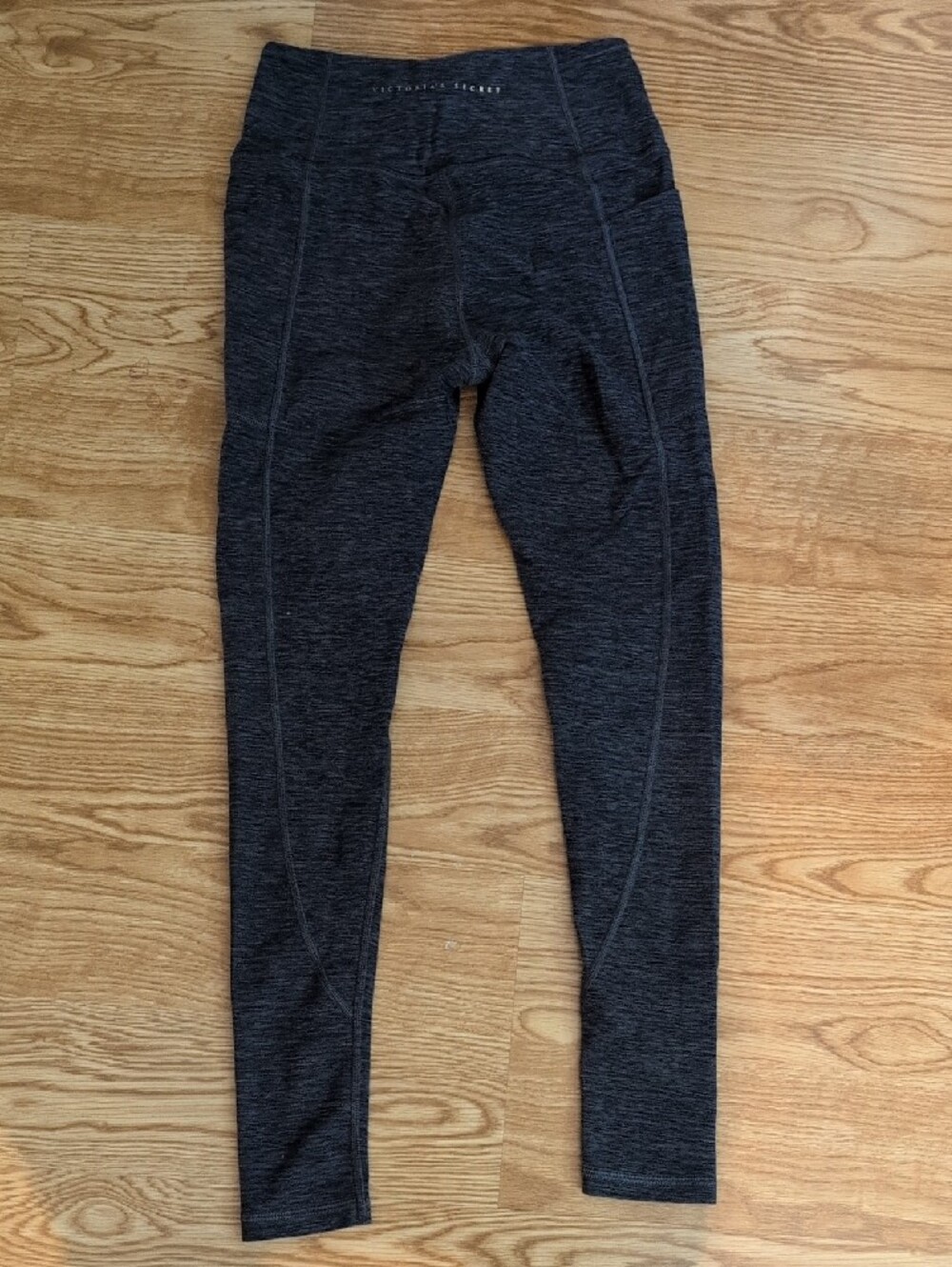 EUC Victoria's Secret Dark Charcoal Heather High-Waist Leggings Size 6 - Picture 3 of 4